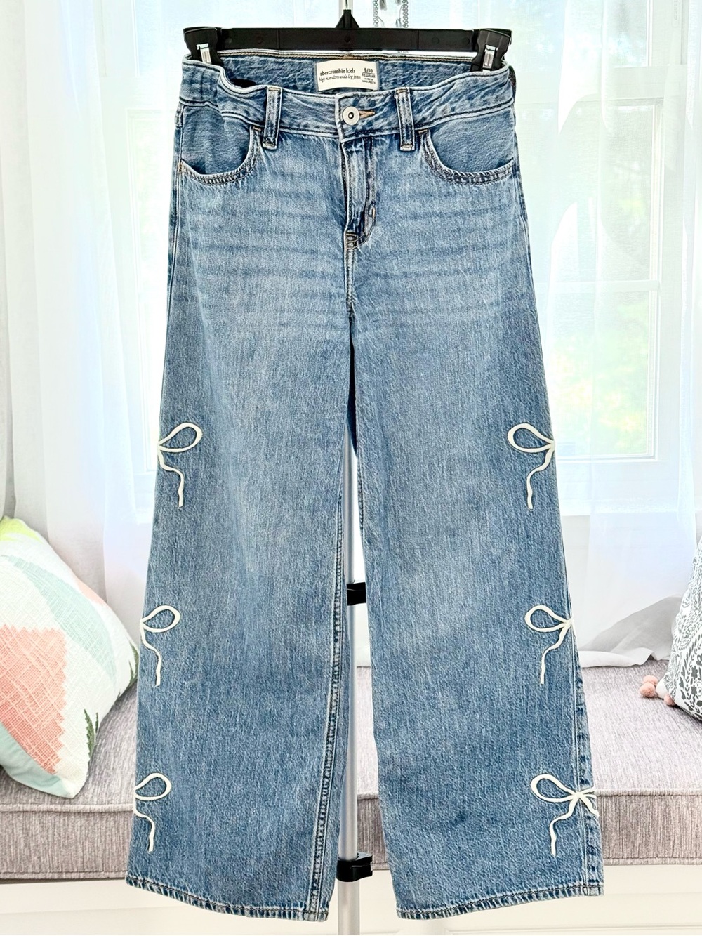 Abercrombie Kids - Light Blue Wide-Leg Jeans with Bow Accents - Size 9/10